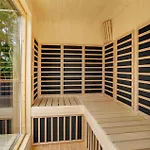 Lovely In With Sauna Сasa de vacaciones *