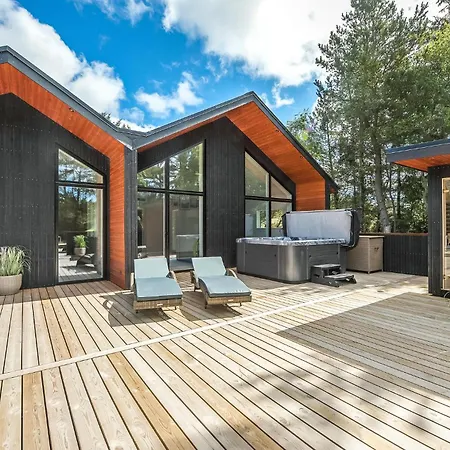 Beautiful In With Sauna Holiday home