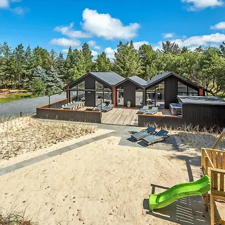 Holiday home Beautiful In With Sauna Blavand