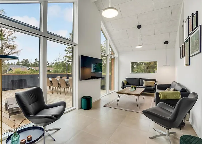 Lovely In With Sauna