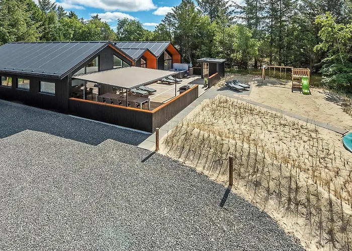 Lovely In With Sauna
